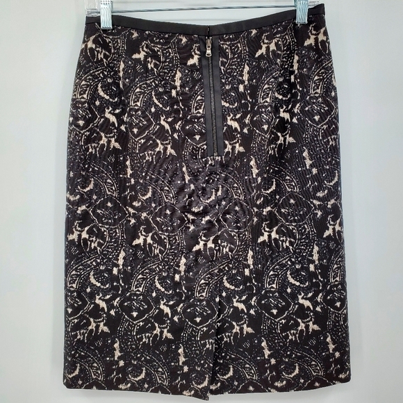Talbots Black White Printed Pencil Skirt - Picture 3 of 7